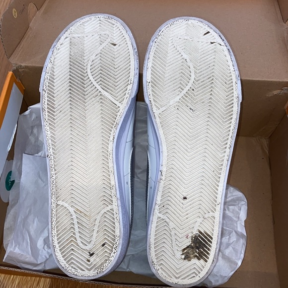 White Nike Blazers with Silver Check - Picture 6 of 6